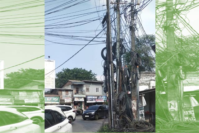 Kabel Semrawut di Prapatan Semper Menggantung di Atas Kepala Warga