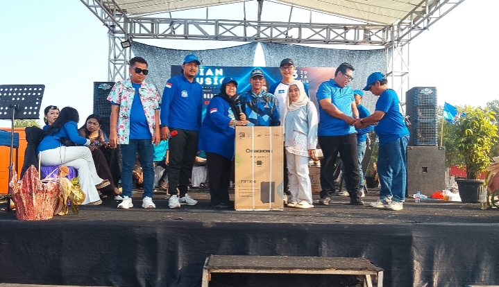 Pesta Rakyat Partai Demokrat, Neneng Hasanah: Dari Warga untuk Warga Sambut HUT ke-25 Demokrat